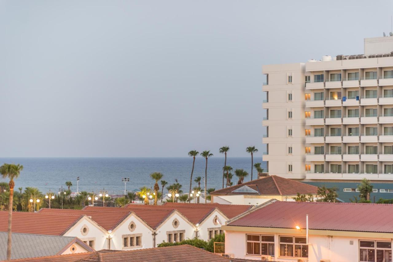 Sea View Flat 301 Apartment Larnaca Exterior photo